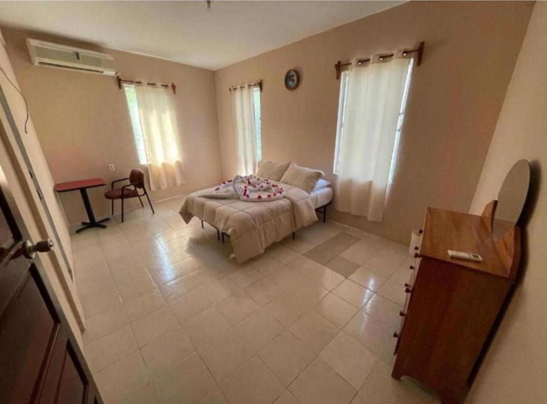 Arnold'S Guest House San Ignacio Buitenkant foto
