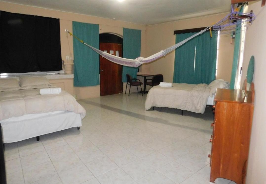 Arnold'S Guest House San Ignacio Buitenkant foto